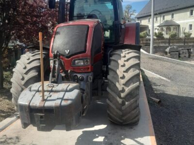 Valtra S352