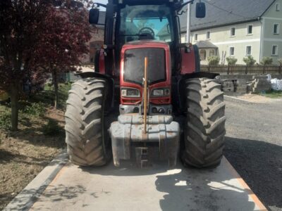 Valtra S352