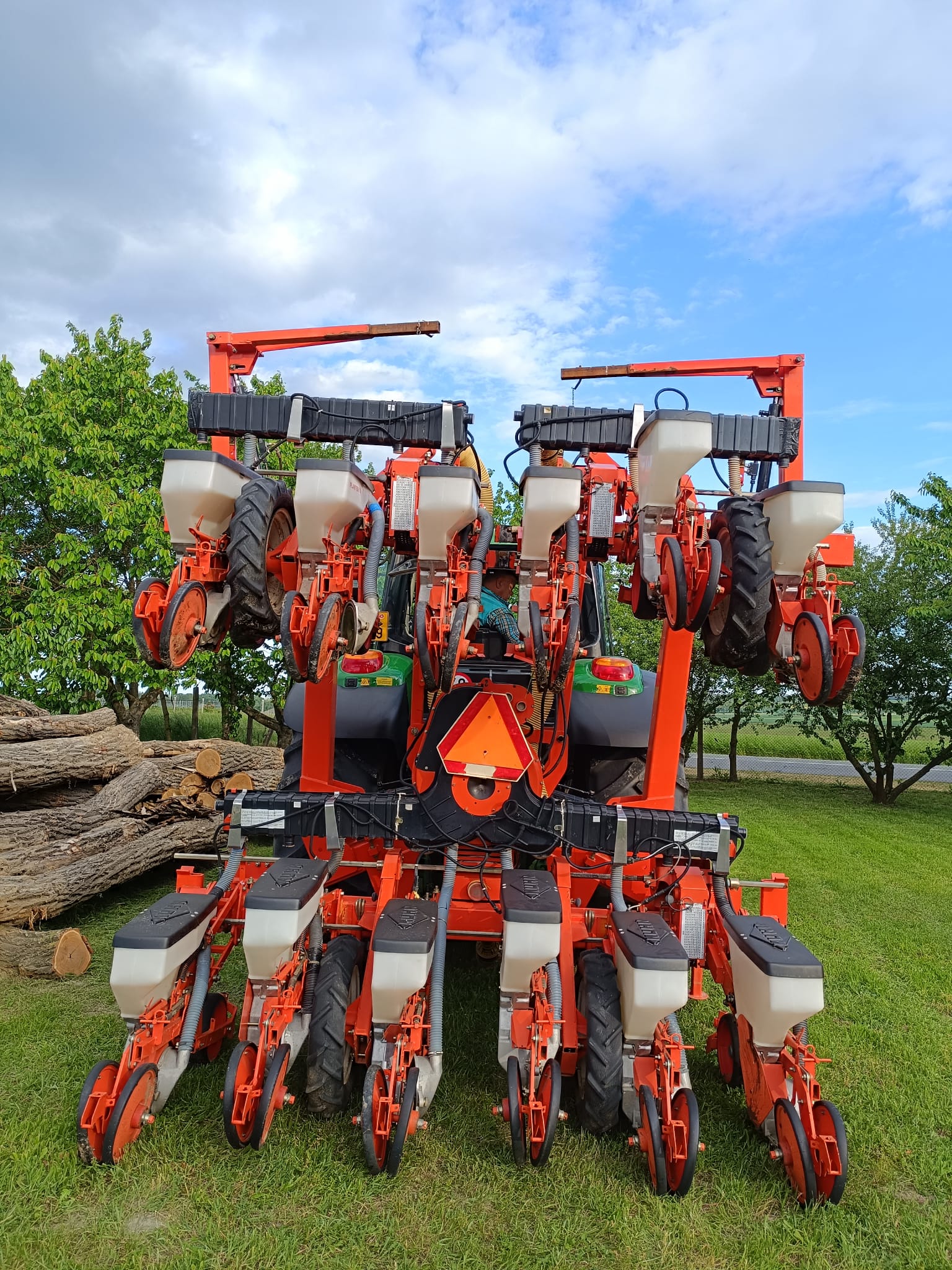 Siewnik do buraków, kukurydzy, słonecznika Kuhn Planter 2