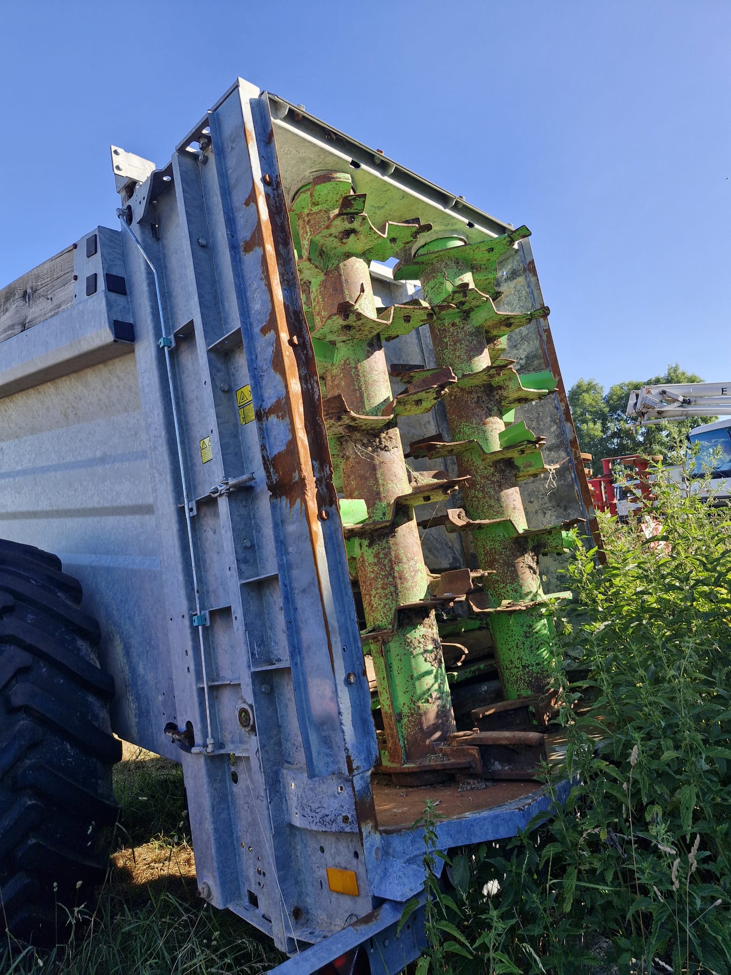 Rozrzutnik obornika i wapna Joskin Siroko S 5513/13V3