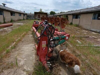 Pług obrotowy Kverneland PG 100. Stan idealny. 8 skib
