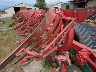 Pług obrotowy Kverneland PG 100. Stan idealny. 8 skib