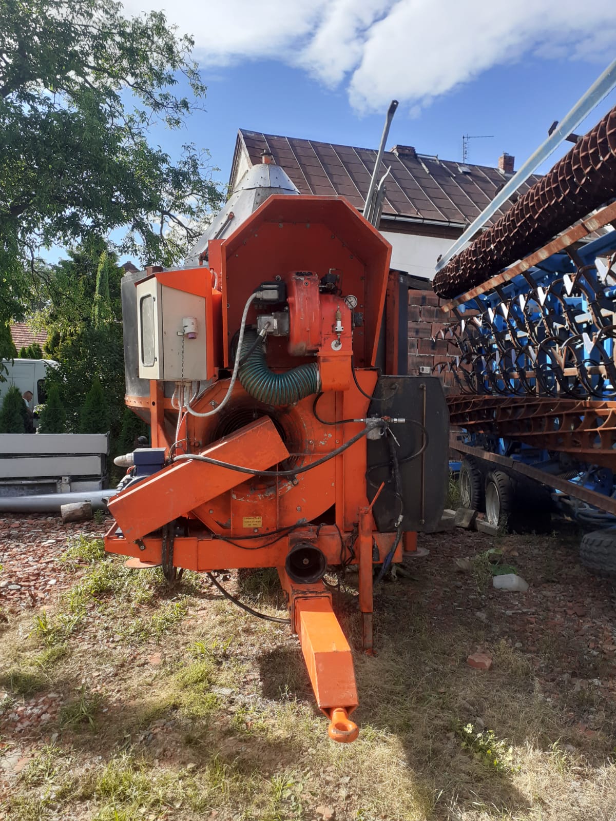 Suszarnia do zboża, rzepaku i kukurydzy Agrex. Zasyp 12 ton.