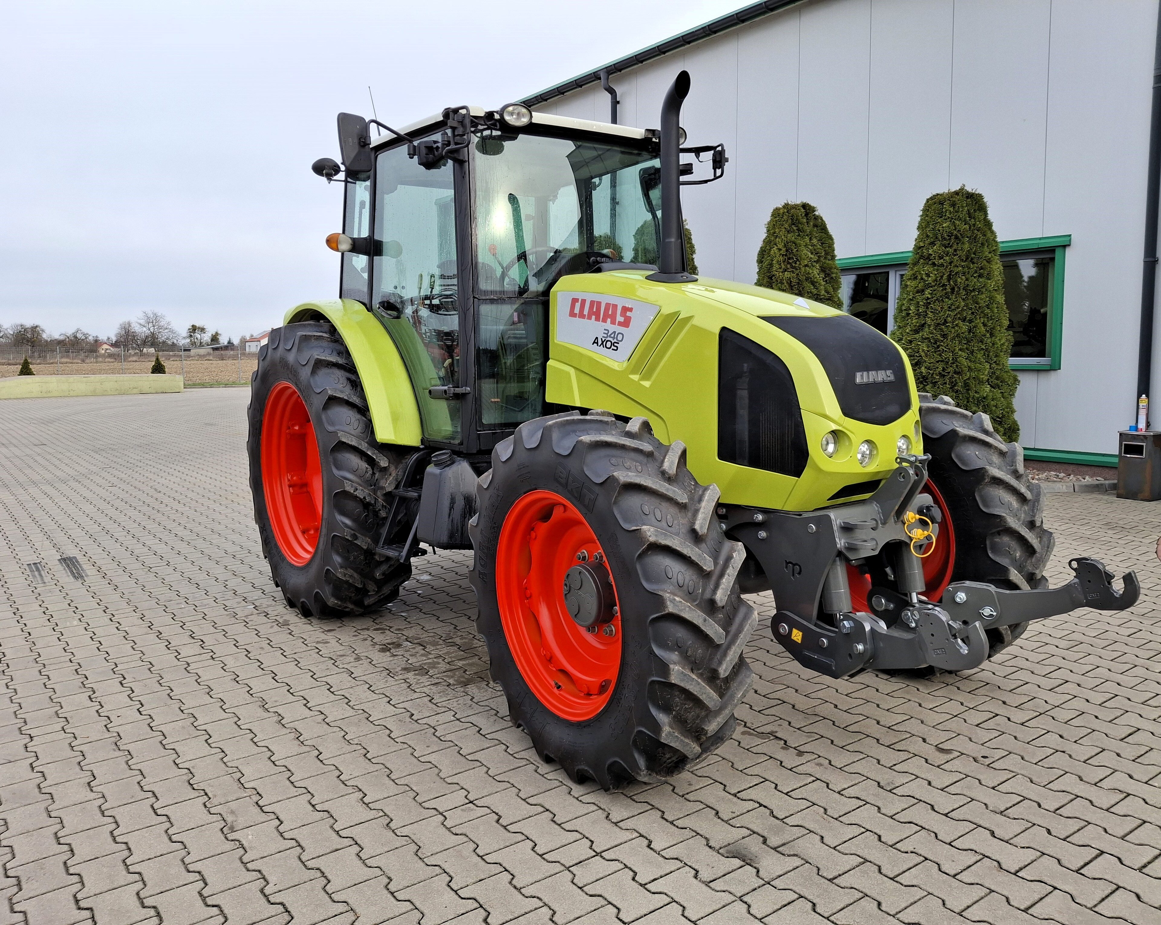 Claas Axos 340C