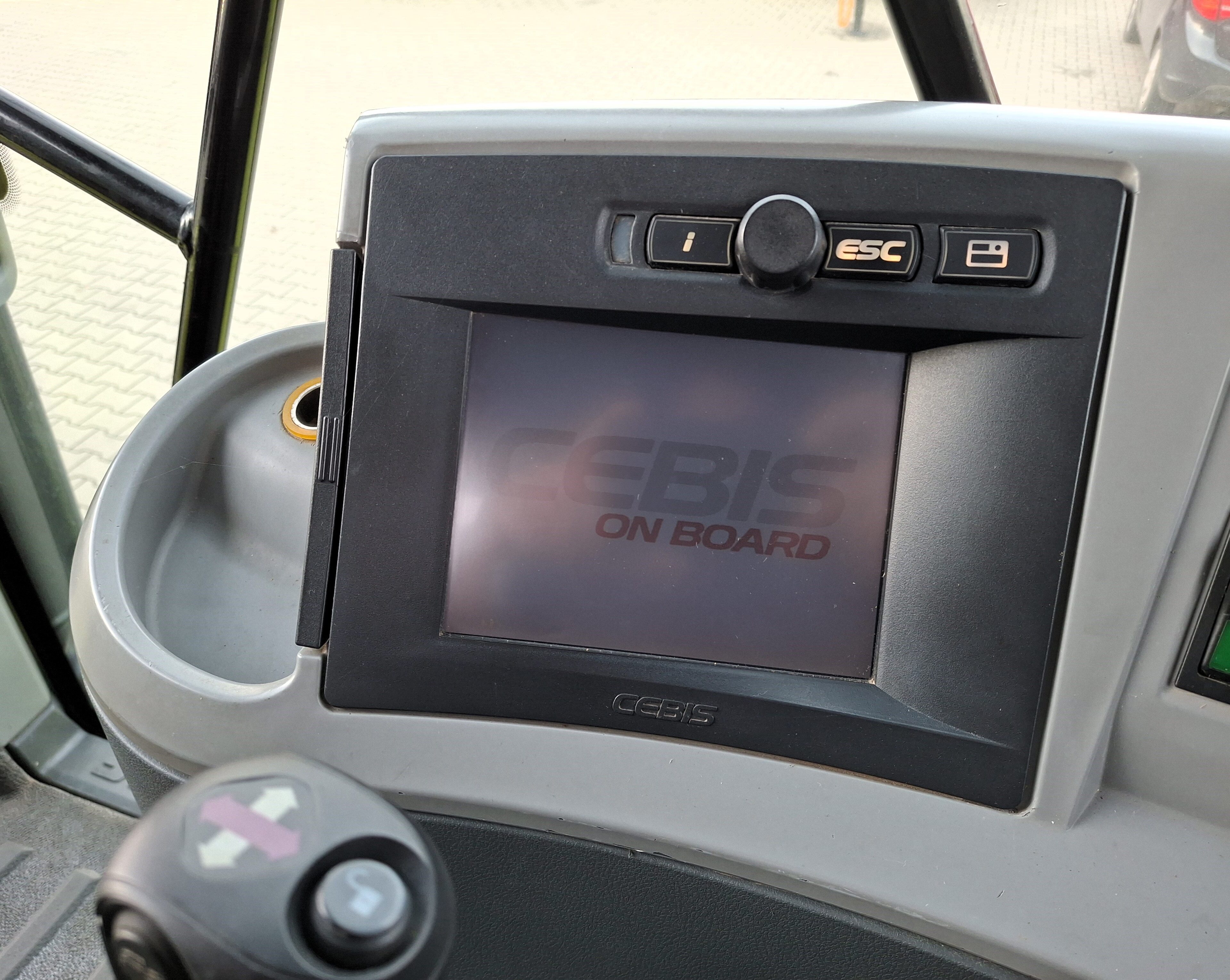 Claas Axion 840 CEBIS