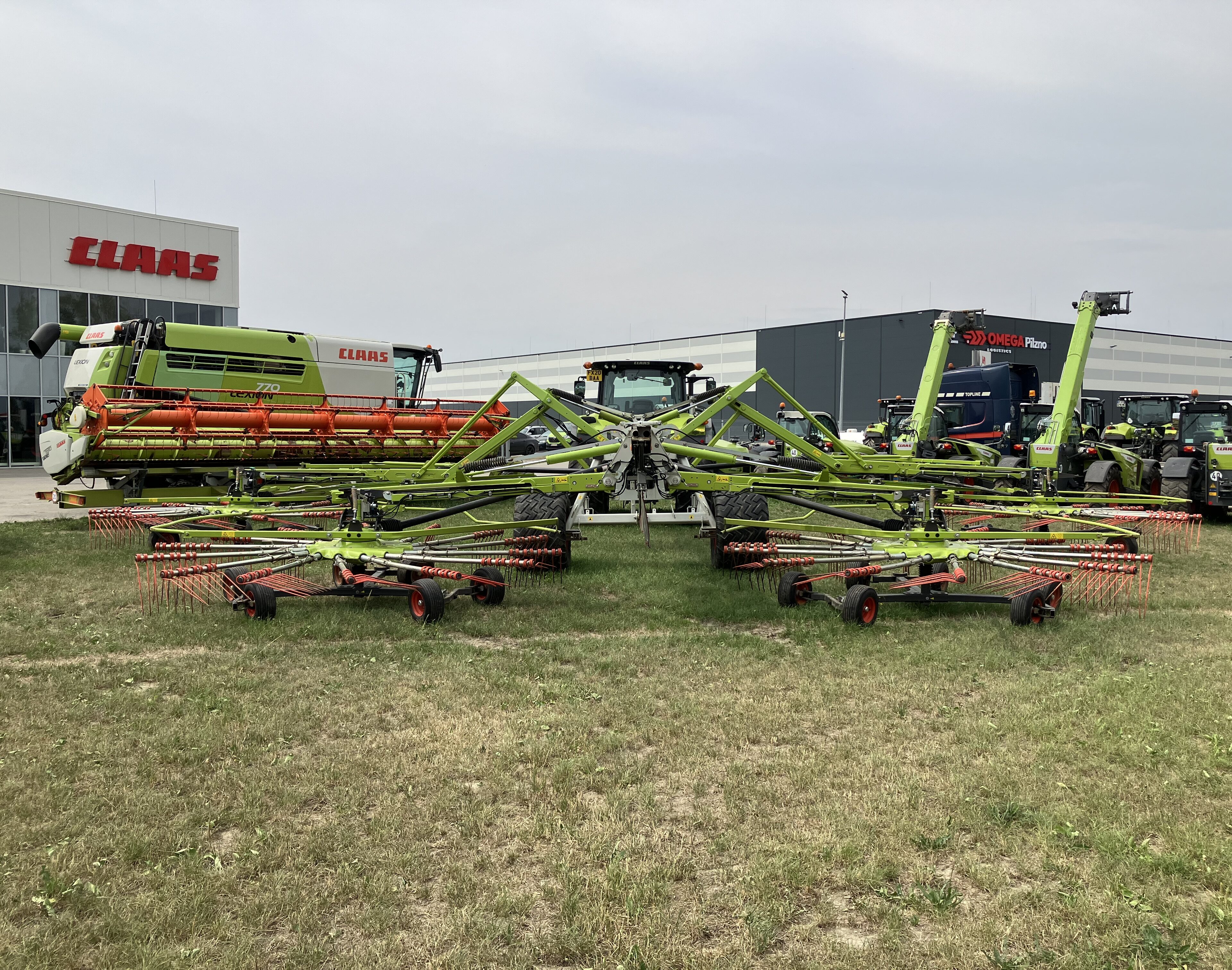 CLAAS LINER 4000 HHV HBR