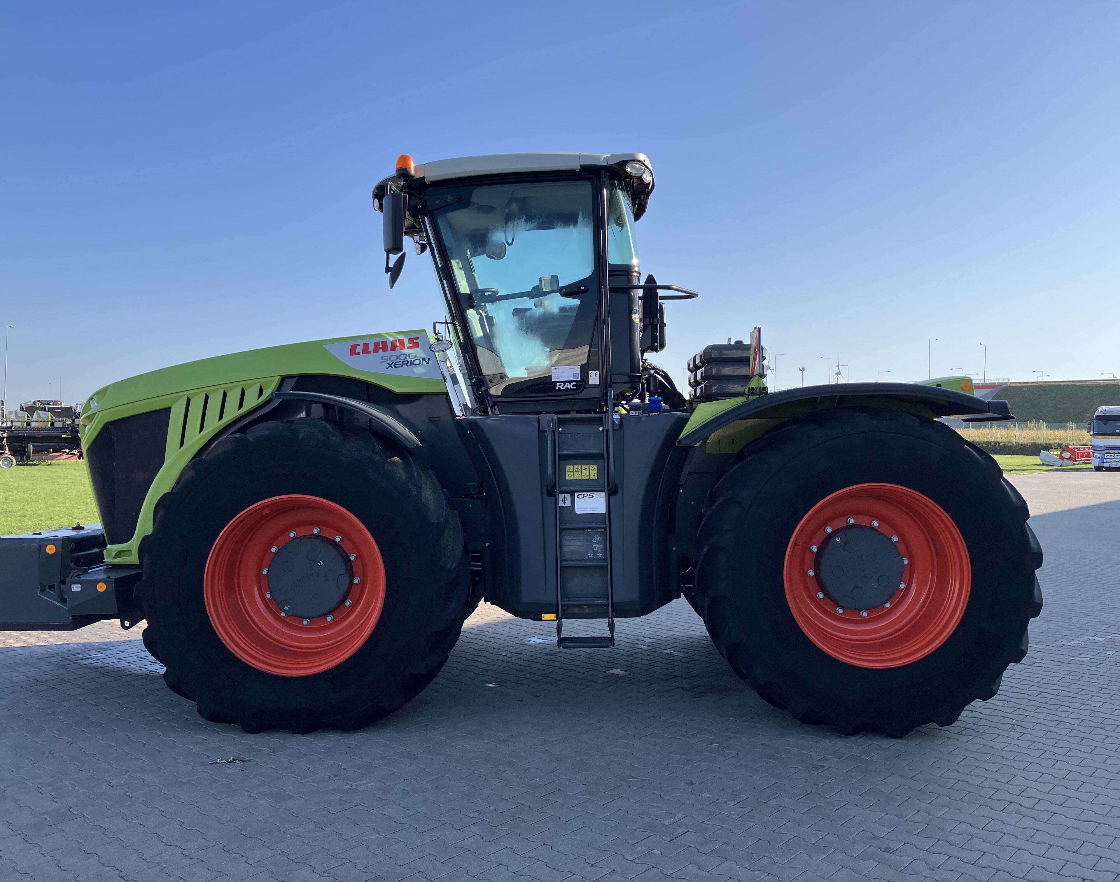 CLAAS XERION 5000