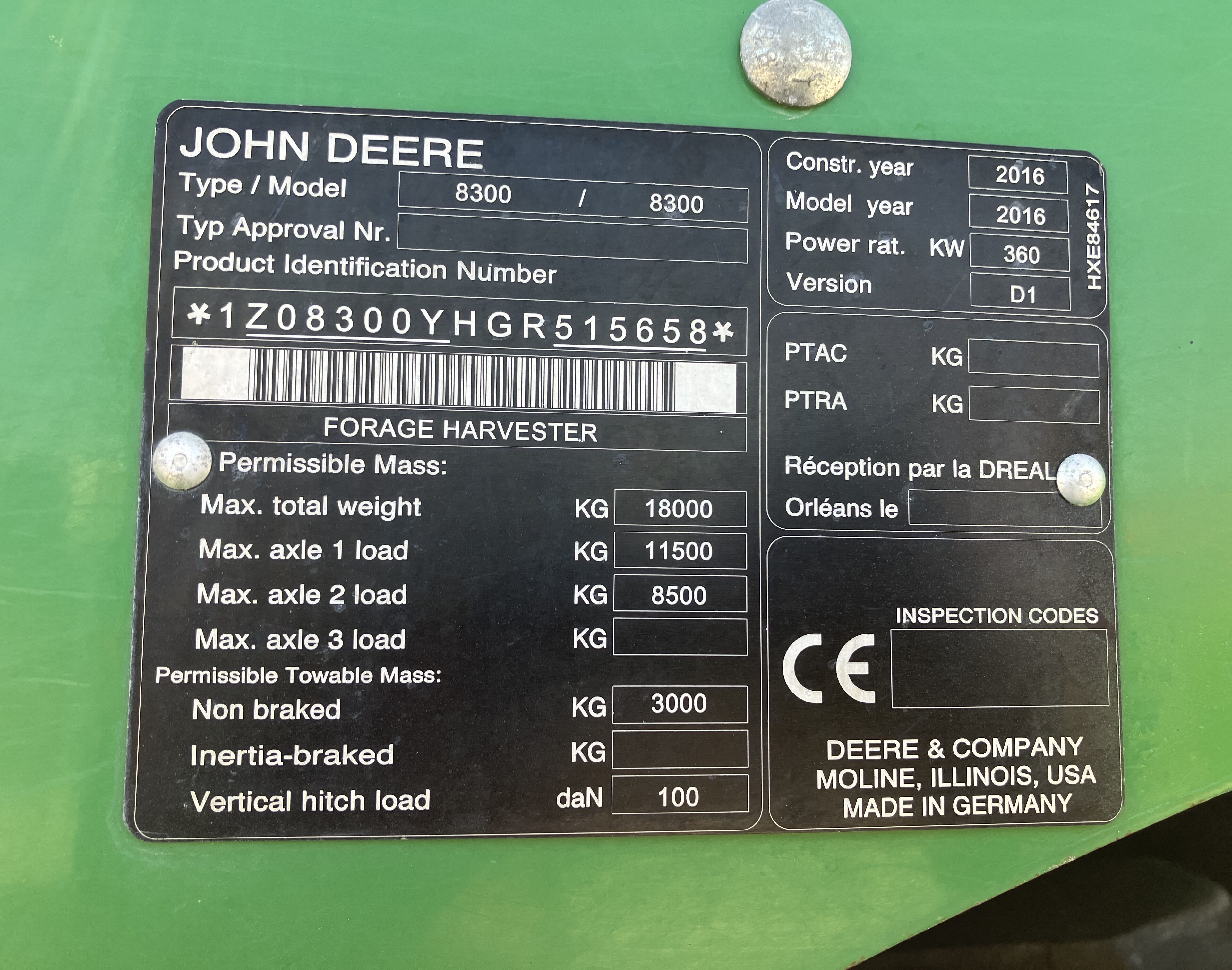 John Deere 8300