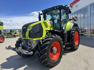 CLAAS AXION 810