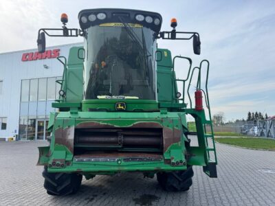 John Deere T 550