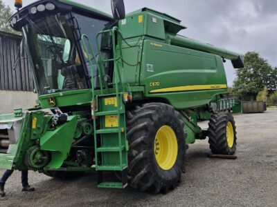 Kombajn zbożowy John Deere C 670 HM