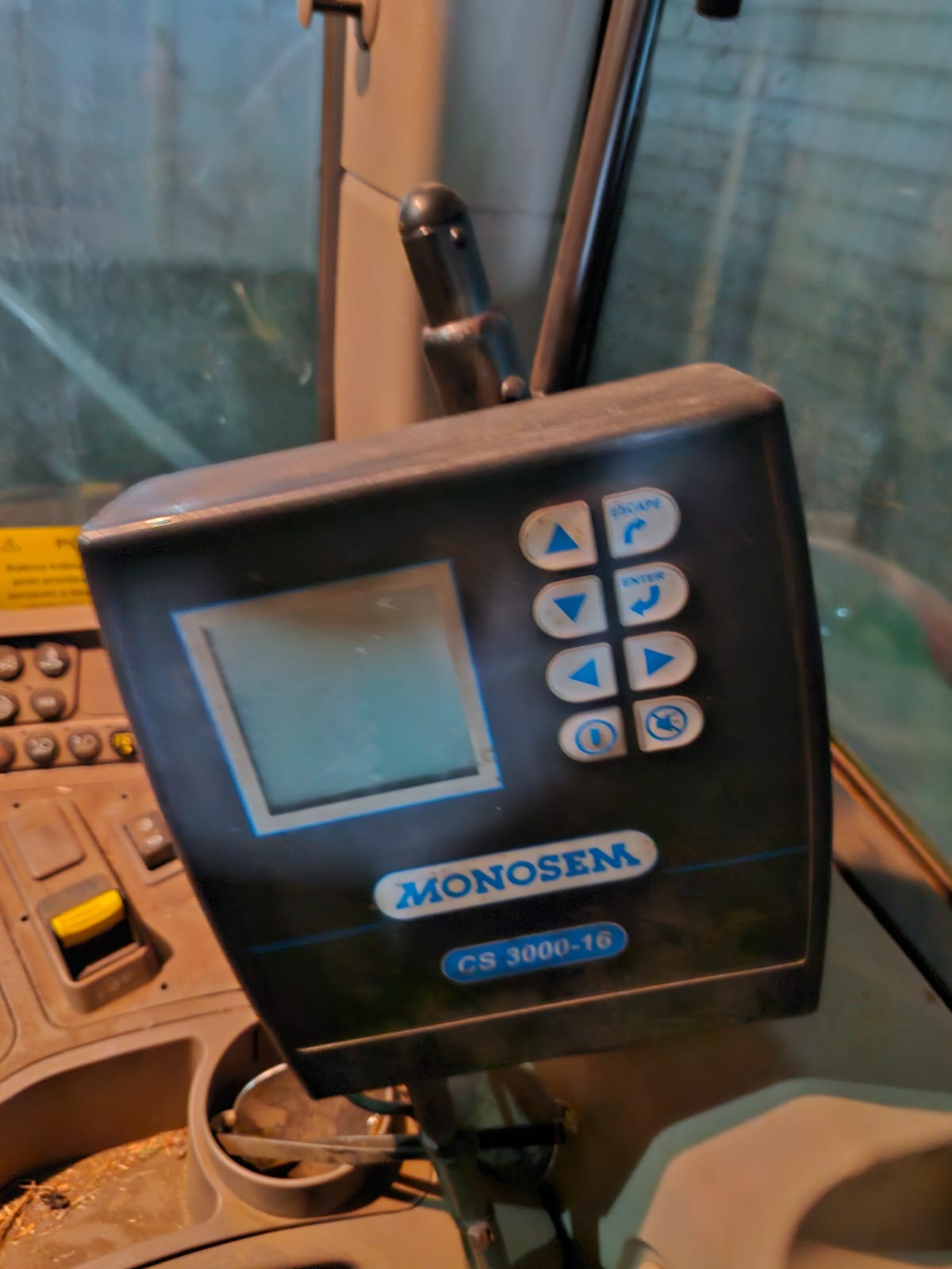 Siewnik do kukurydzy i słonecznika Monosem NCTB 12R