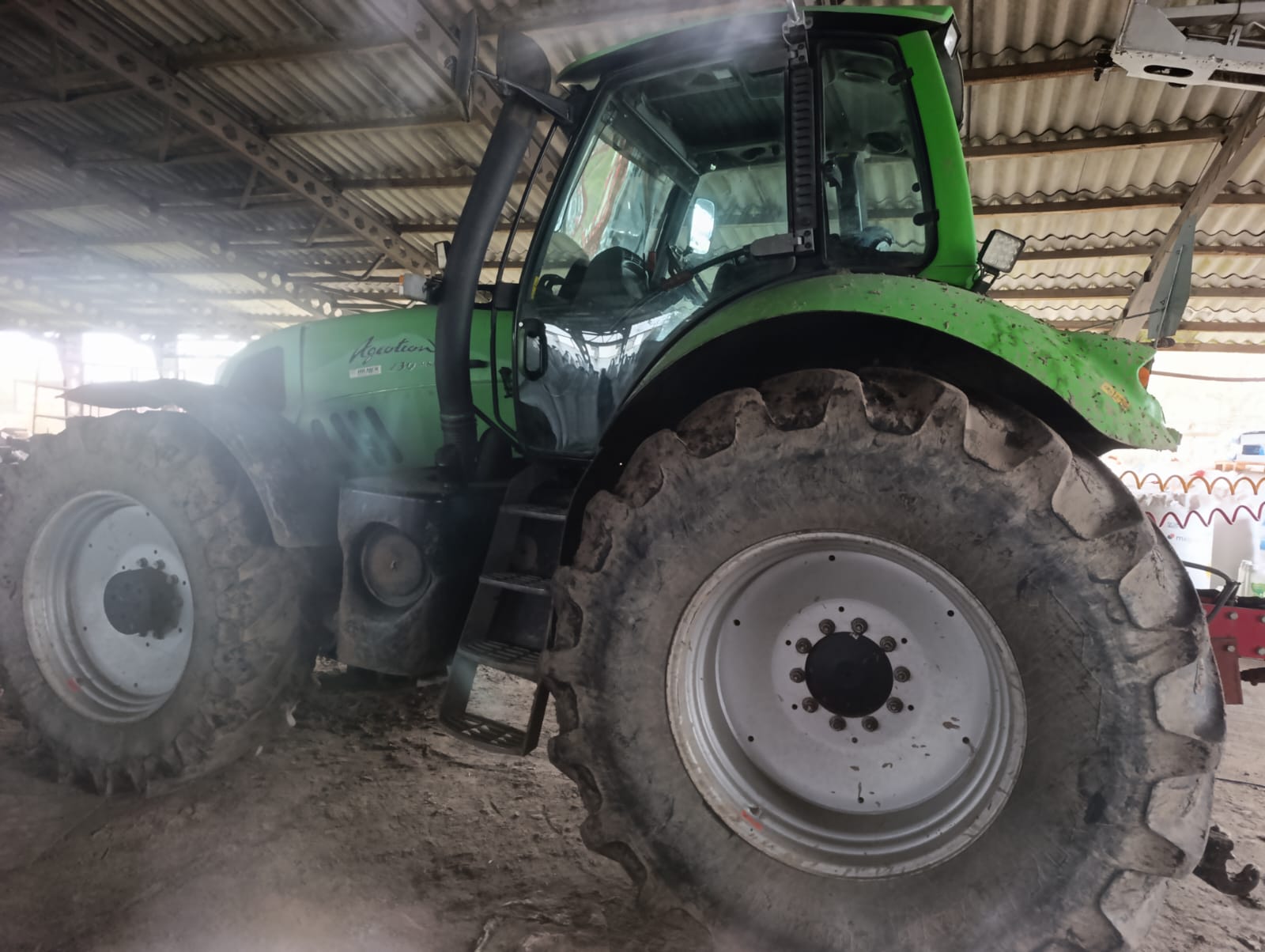 Deutz-Fahr Agrotron 230