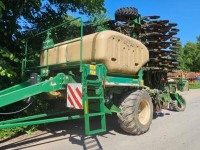 Siewnik zbożowy Great Plains Spartan 607