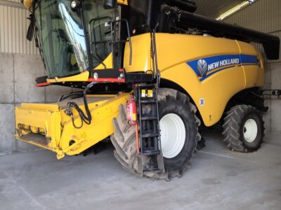New Holland CX 6.90