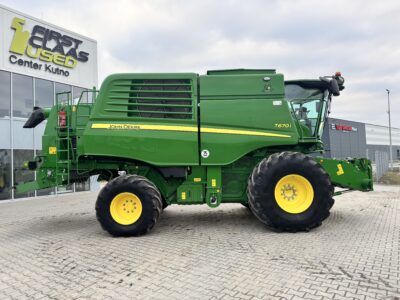 John Deere T 670