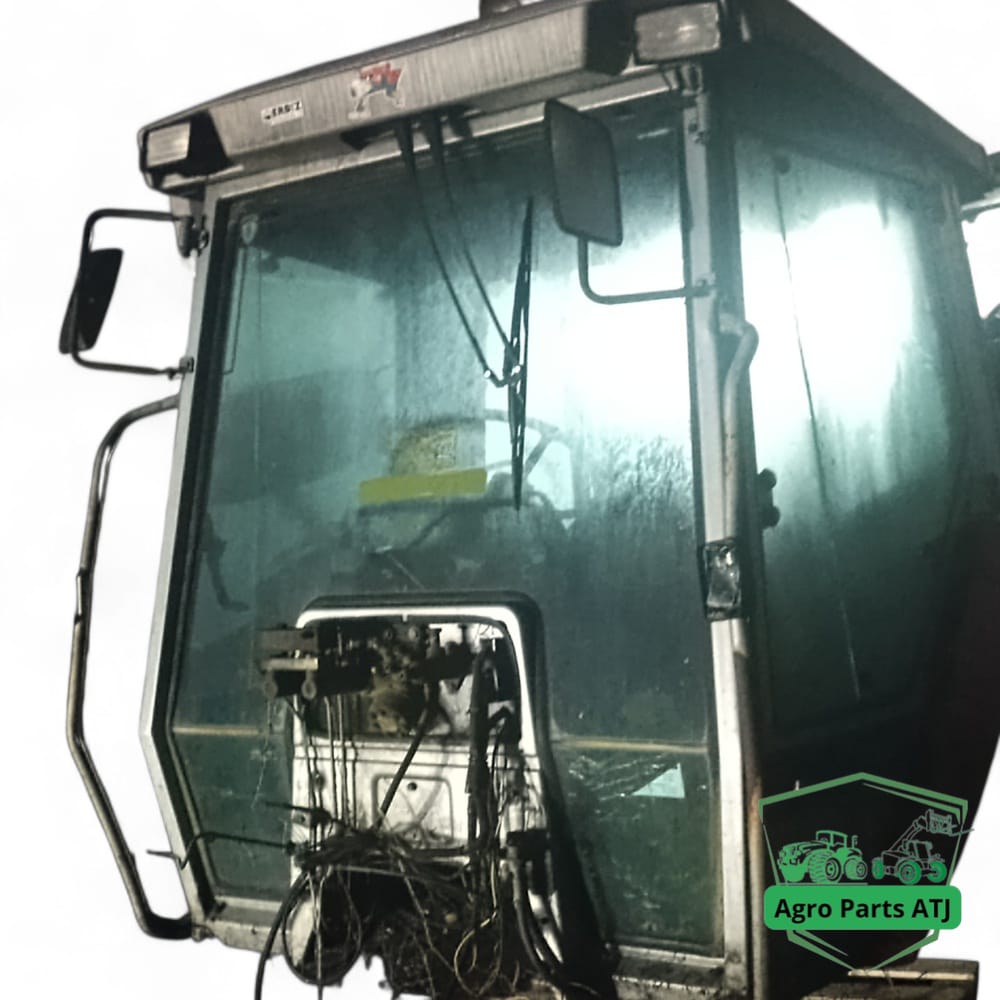 Kabina Kompletna Massey Ferguson 3645