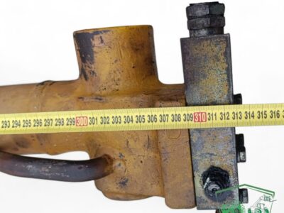 Siłownik Cylinder hydrauliczny ramienia 240929 Manitou MLT 741