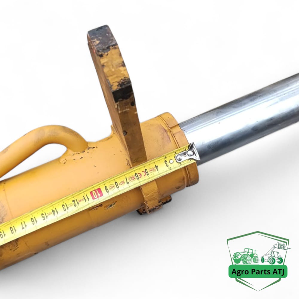 Siłownik Cylinder hydrauliczny ramienia 240929 Manitou MLT 741