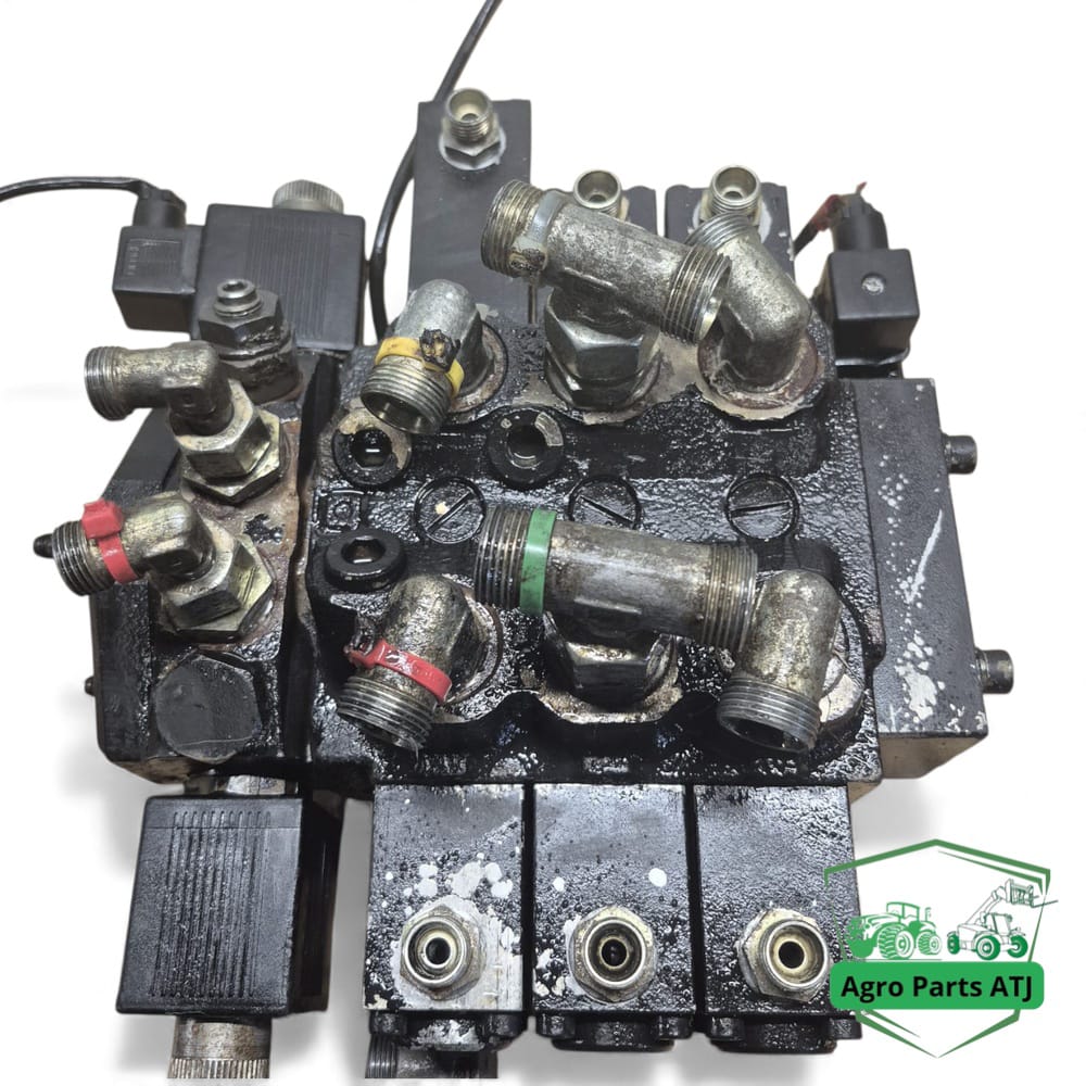 Rozdzielacz 200071943002 Bucher Weidemann 5625 CX80