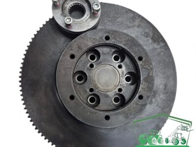 Koło zamachowe 3121K13A/1 Piasta skrzyni Manitou MLT