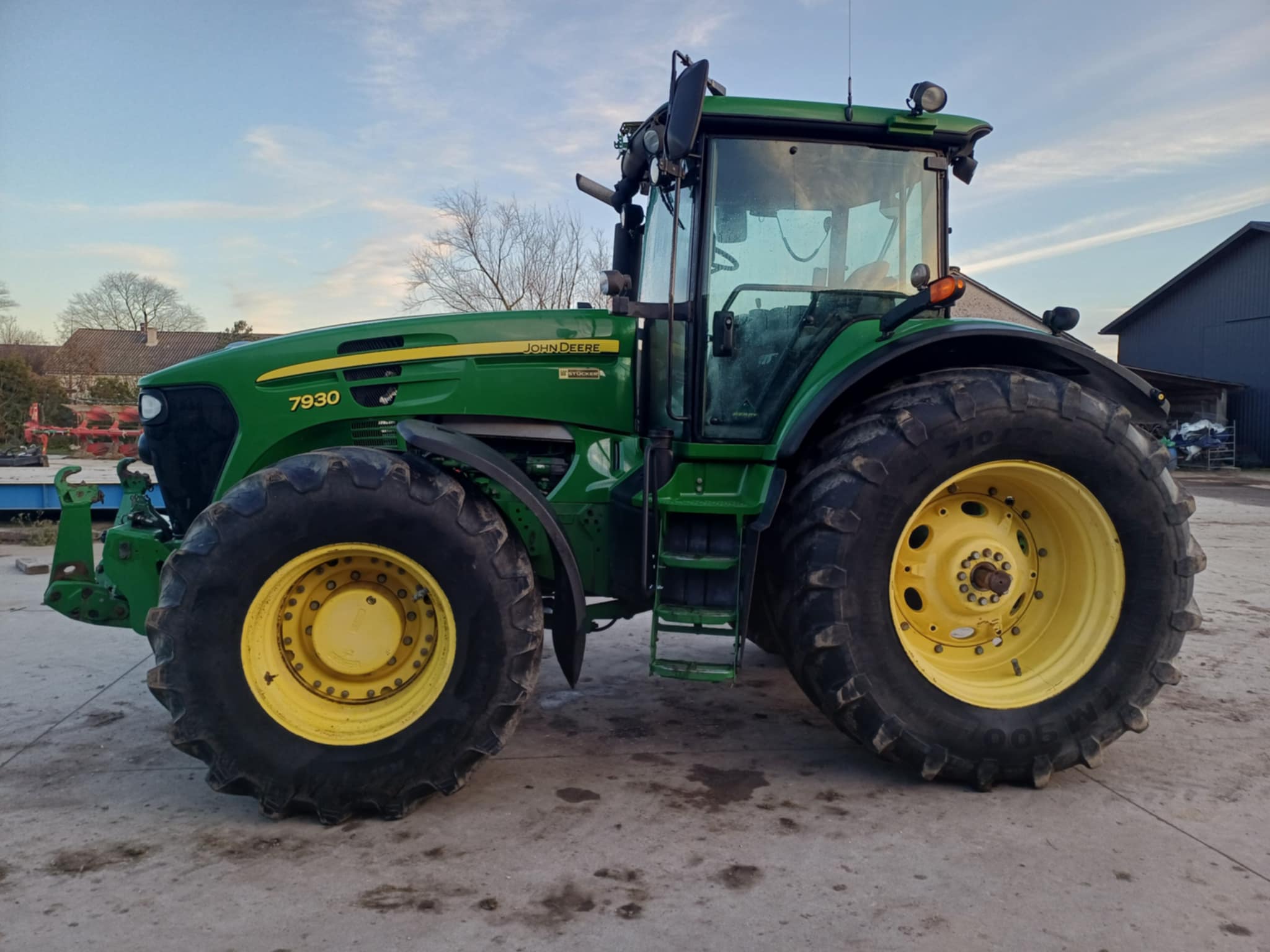 John Deere 7930
