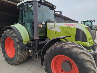 Claas Arion 640 CIS